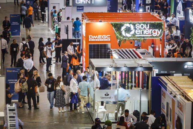 Imagem da notícia: Intersolar Summit Brasil Nordeste recebe mais de 5.000 mil participantes e se consolida como referência na região